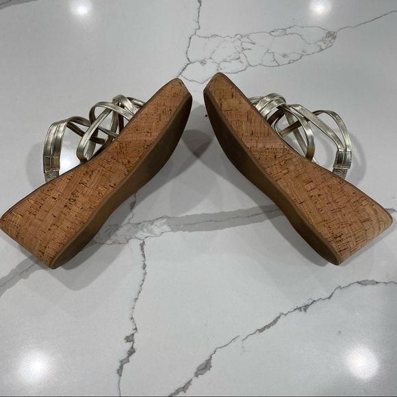 Sam Edelman Gold Wedges - Picture 5 of 5